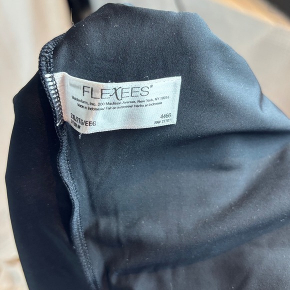 FLEXEES‎ Black V-Neck Sleeveless Tank Top Shapewear Style Women's Size 2X - Picture 5 of 10